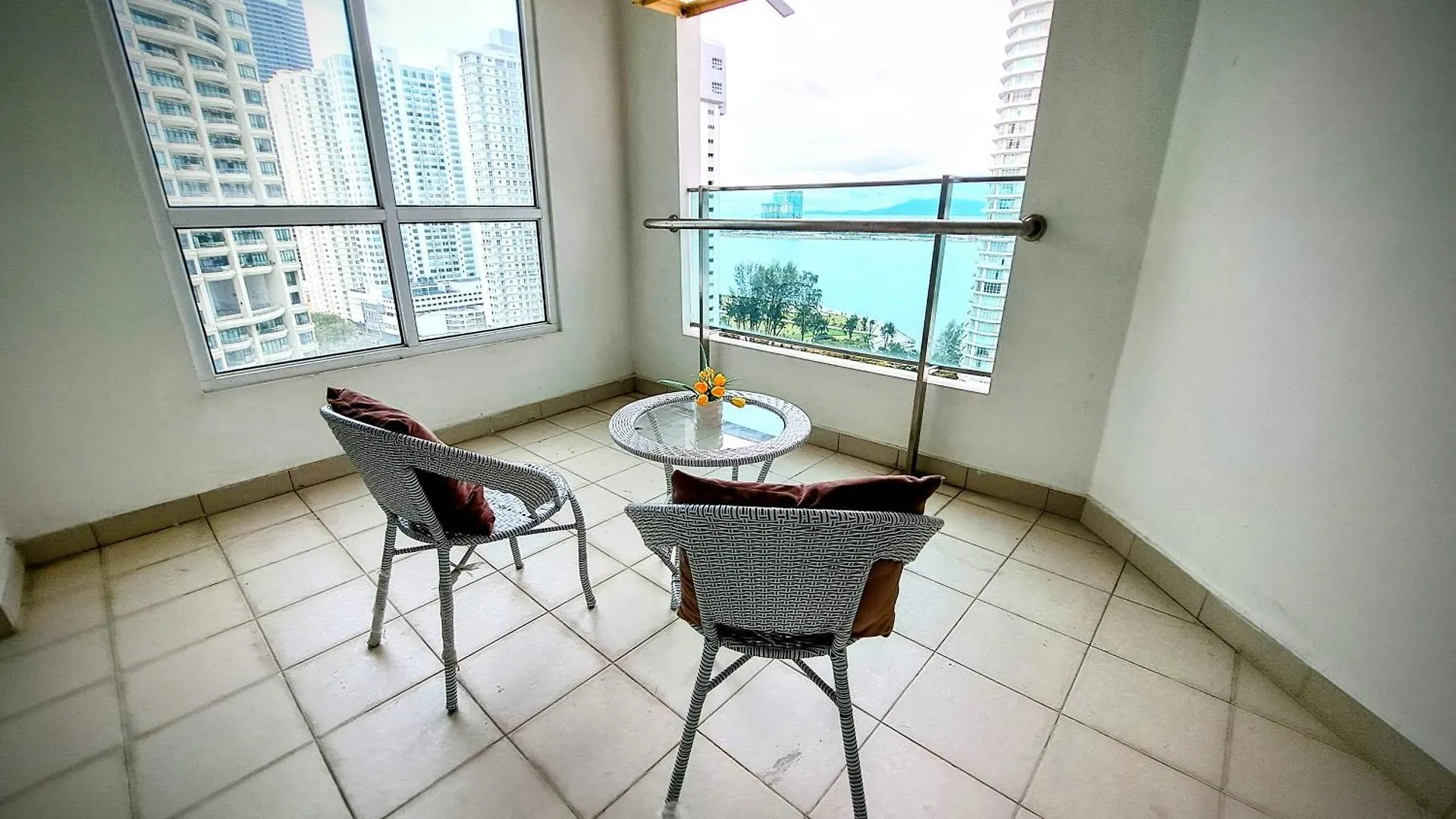 Mansion One George Town - Spacious Studio 1 Bathroom Type Διαμέρισμα